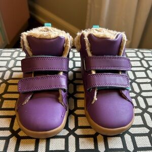 Ten Little Everyday High Top Purple with faux fur lining size 9.5